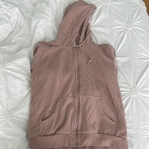 🧥: H&M zip up hoodie